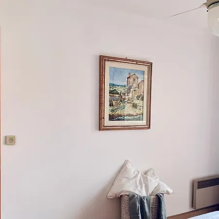 In Tropez Centro Di 2 Locali Con Aria Condizionata Wi-fi E Disponibilita Parcheggio *