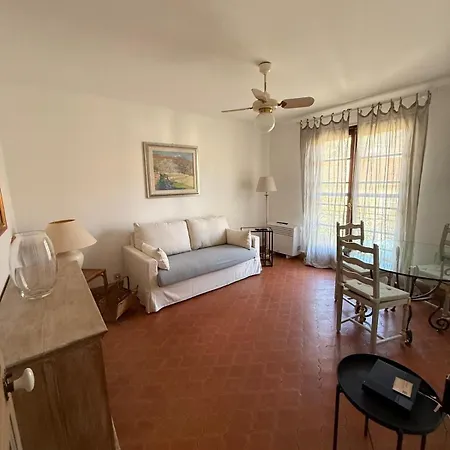 In Tropez Centro Di 2 Locali Con Aria Condizionata Wi-fi E Disponibilita Parcheggio Saint-Tropez
