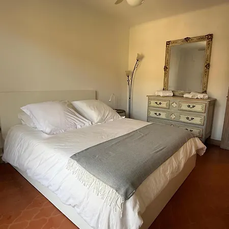 In Tropez Centro Di 2 Locali Con Aria Condizionata Wi-fi E Disponibilita Parcheggio דירה