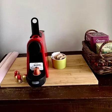 In Tropez Centro Di 2 Locali Con Aria Condizionata Wi-fi E Disponibilita Parcheggio דירה