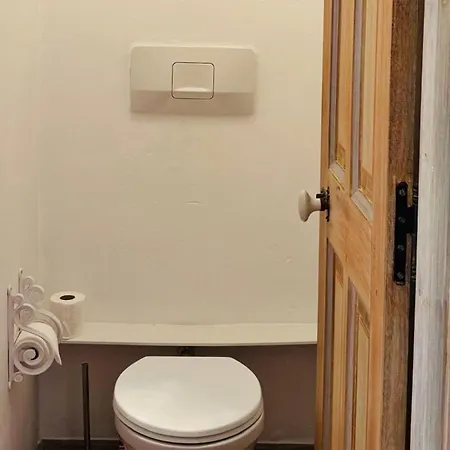 In Tropez Centro Di 2 Locali Con Aria Condizionata Wi-fi E Disponibilita Parcheggio דירה